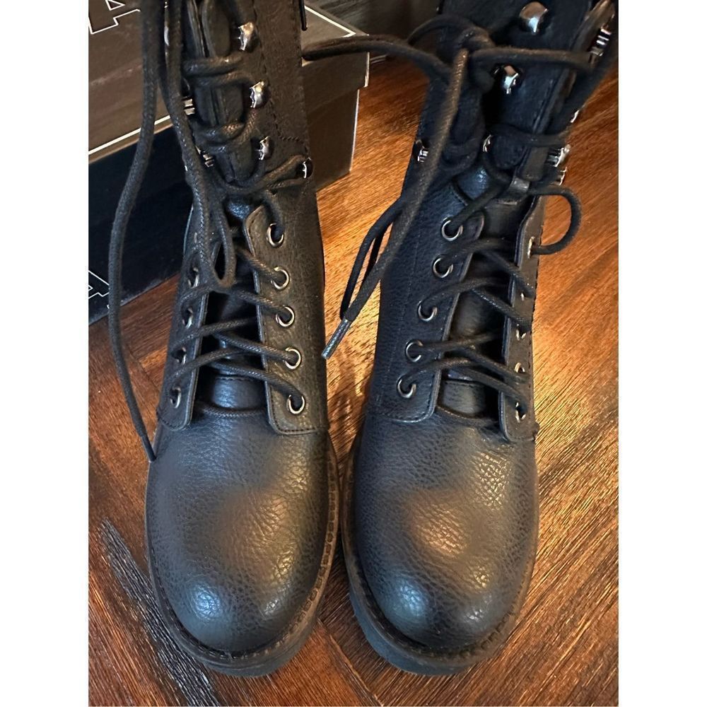 MIA Combat boot